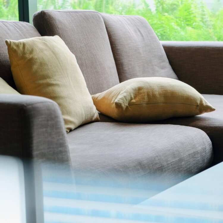 Narożnik z funkcją spania – idealny do małych i większych wnętrz