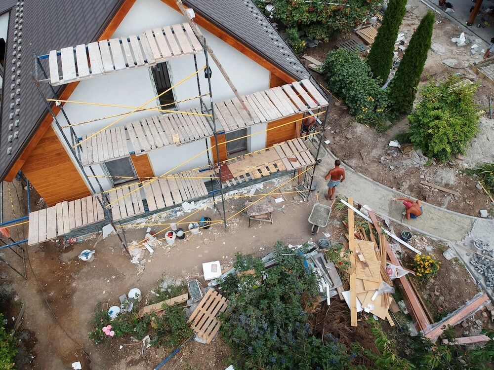 budowa domu piętrowego dom w trakcie budowy