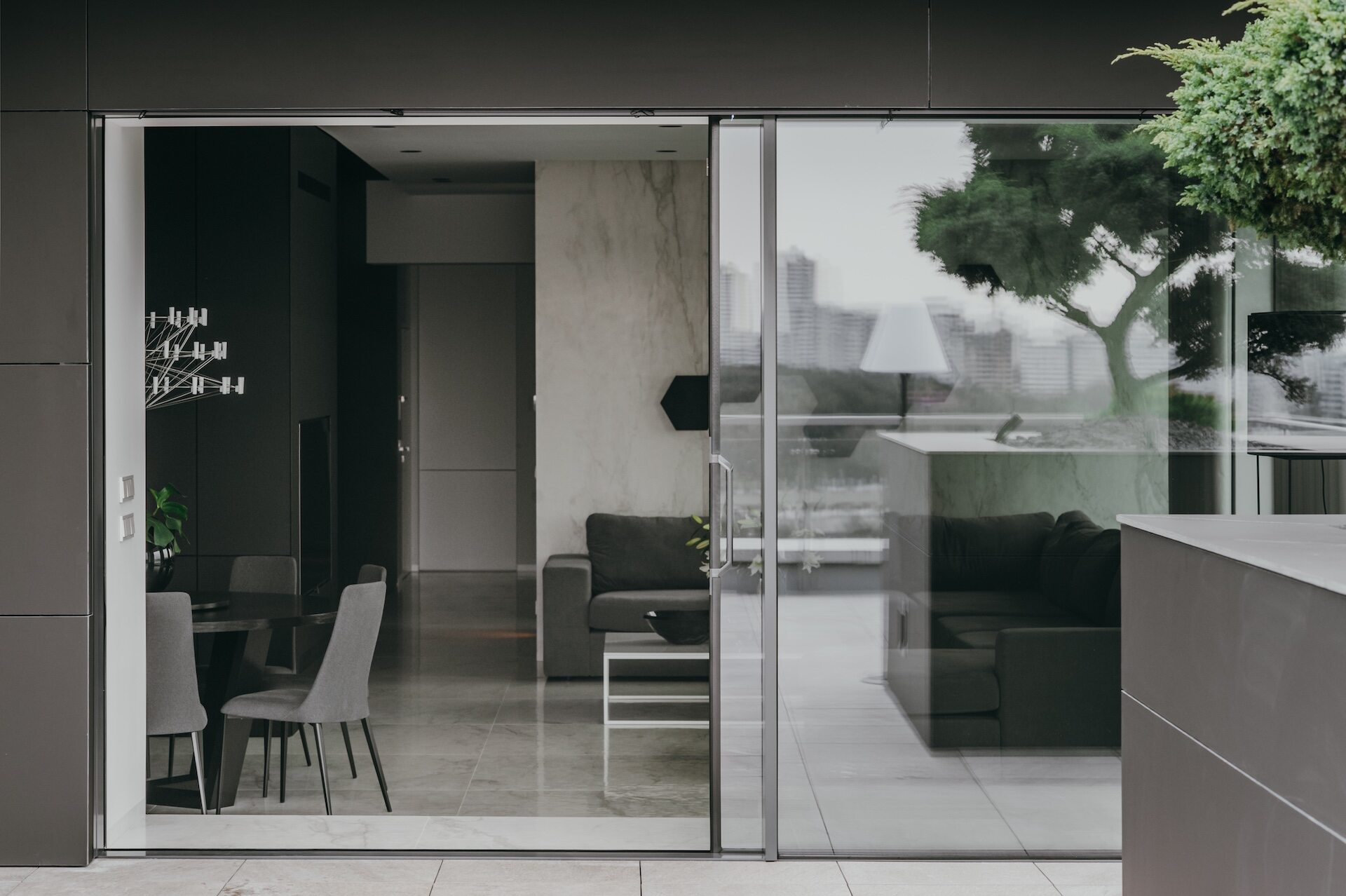 Najlepsze drzwi aluminiowe przesuwne – Reynaers Aluminium