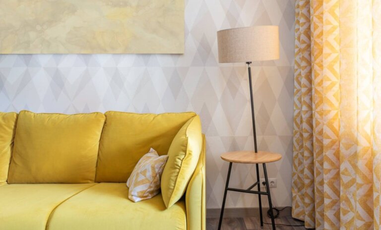 Kanapa do salonu – jak wybrać mebel idealny dla Twojego stylu życia?