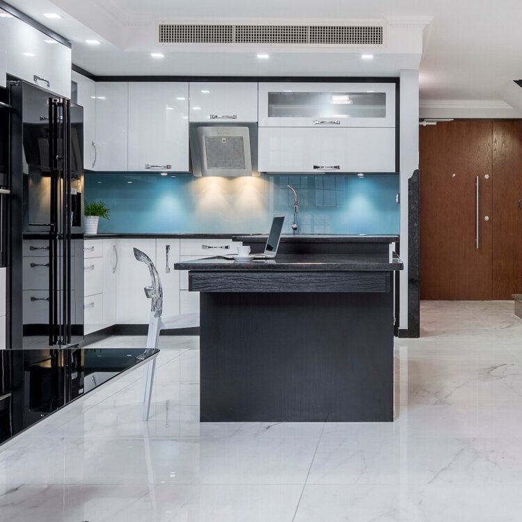 Płytki granitowe w domu — czy nadają się tylko do korytarzy?