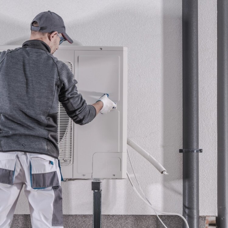 Zminimalizuj ryzyko instalacji: Dlaczego monoblokowa pompa ciepła jest wyborem eksperta?