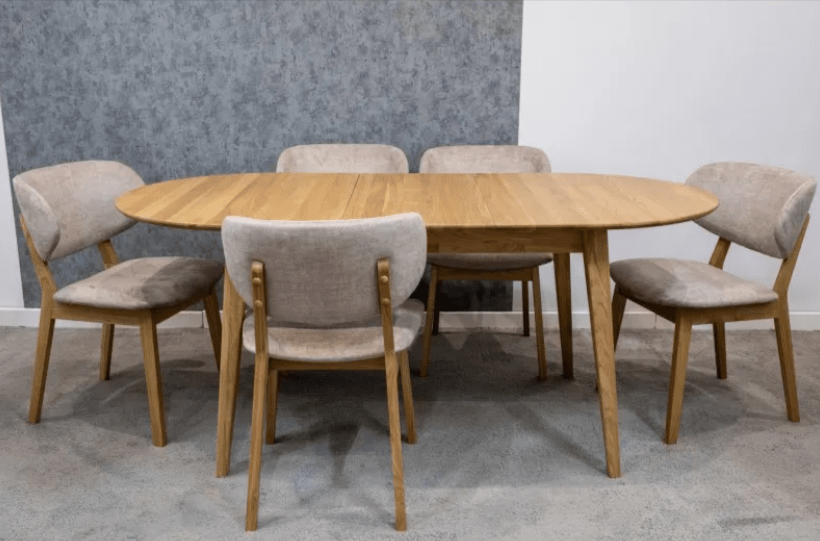 stół z drewna dębowego z krzesłami stół dębowy w jadalni z pięcioma krzesłami