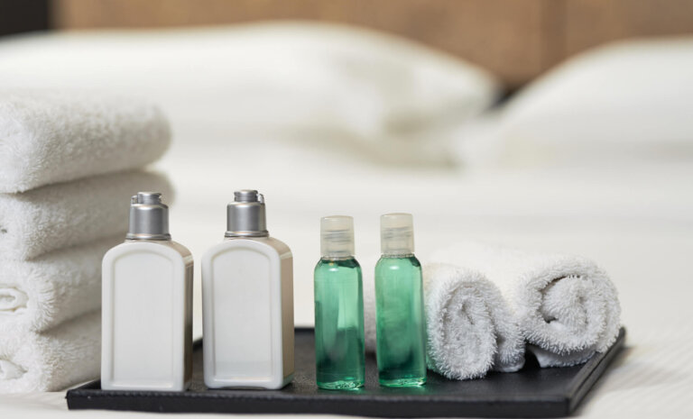 Kosmetyki w hotelach – jakie wybrać? Poradnik