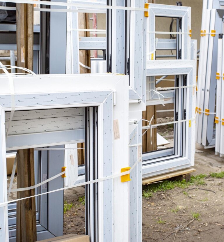 Wymiana okien: jak często naprawdę trzeba to robić i jak rozpoznać właściwy moment?