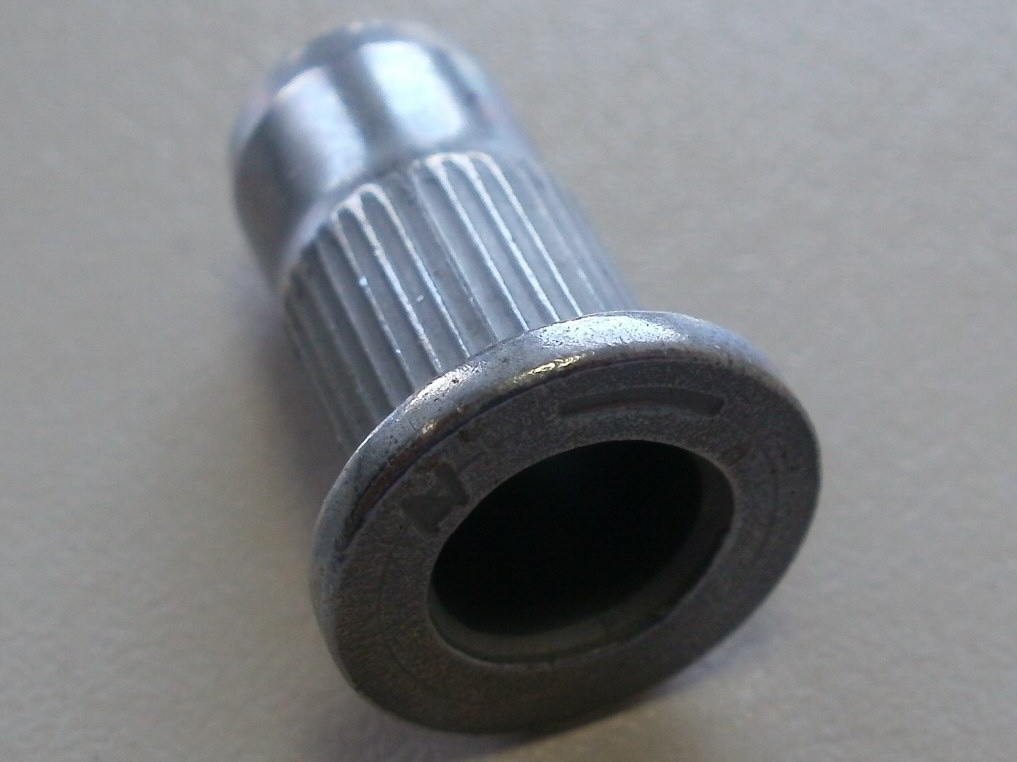 Nitonakrętka – czym są i do czego służą?