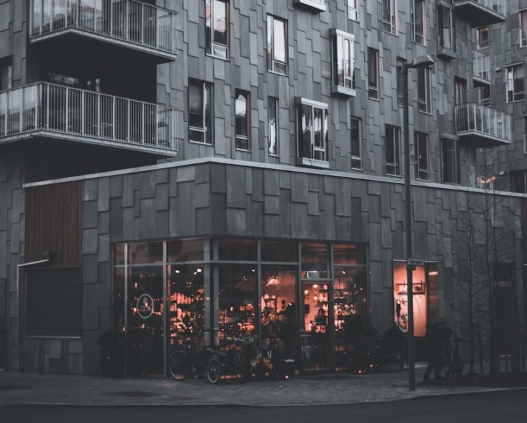 Rynek pierwotny w Krakowie – nowe mieszkania jako inwestycja biznesowa