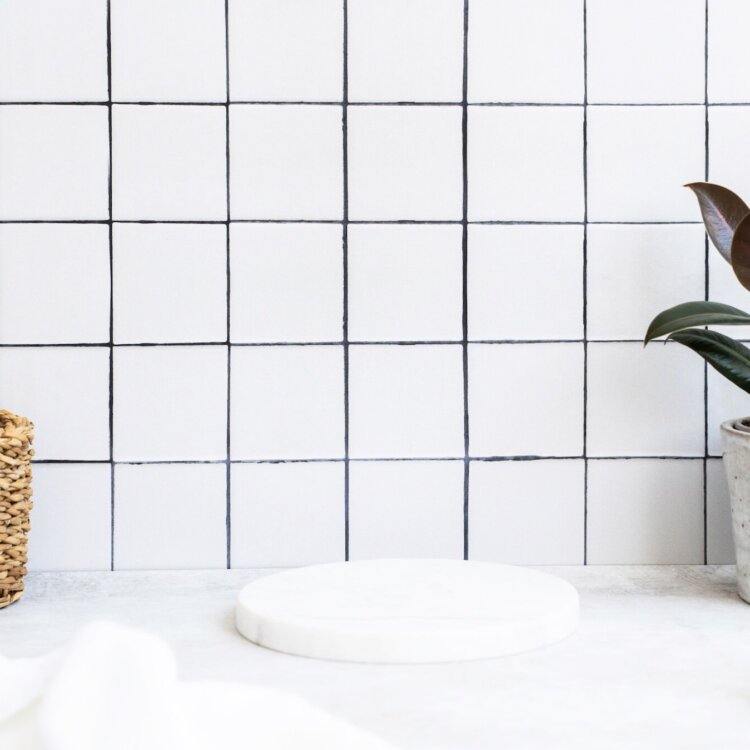 Farba do fug – jaką wybrać? Ranking najlepszych farb do malowania fug 2026