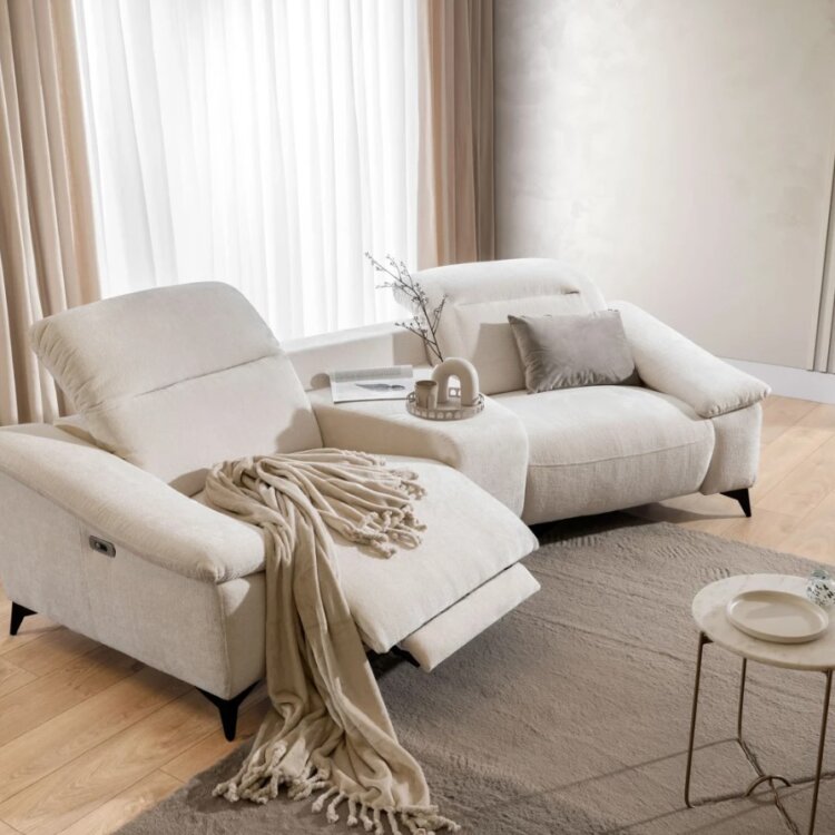 Narożnik czy sofa — który wybór zapewni bardziej luksusowe doświadczenie w salonie?
