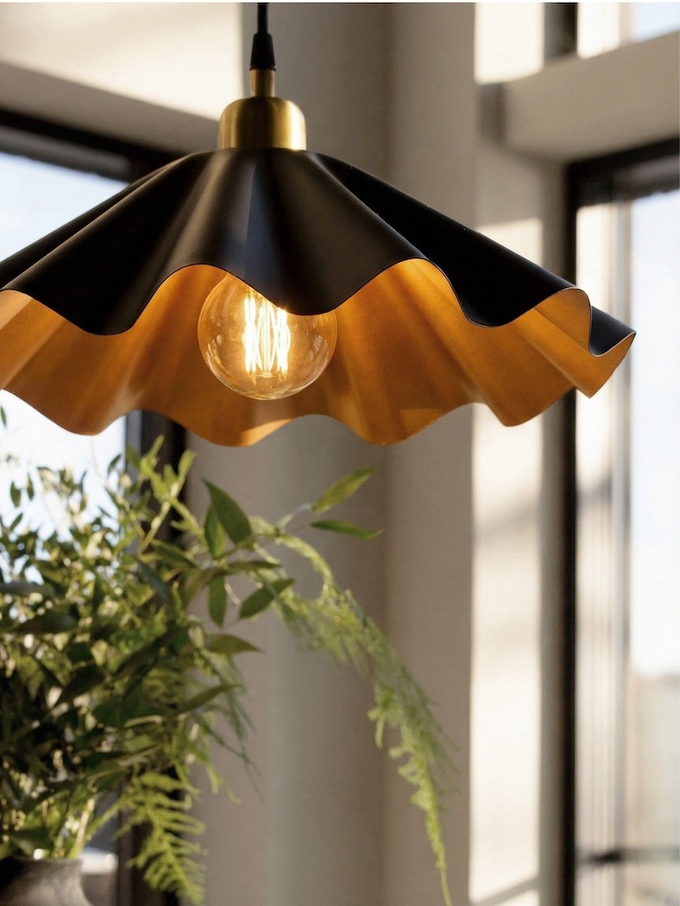 stożkowa metalowa lampa industrialna 
